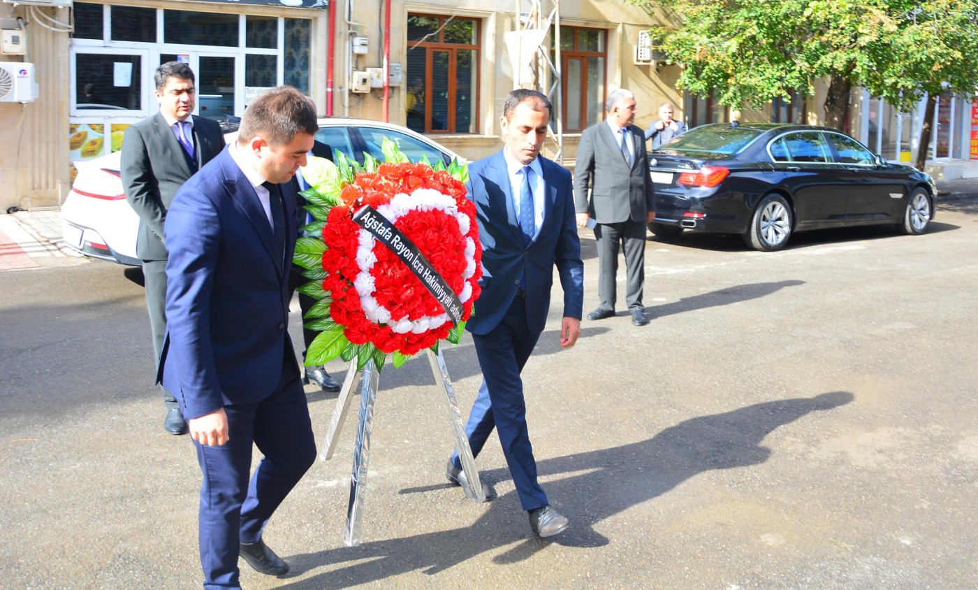 Ağstafanın icra başçısı Vətən müharibəsi şəhidinin xatirəsini yad etdi - FOTOLAR